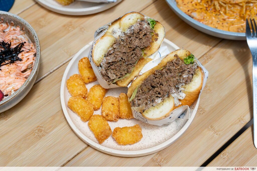 fyp-cafe-bagel-beef
