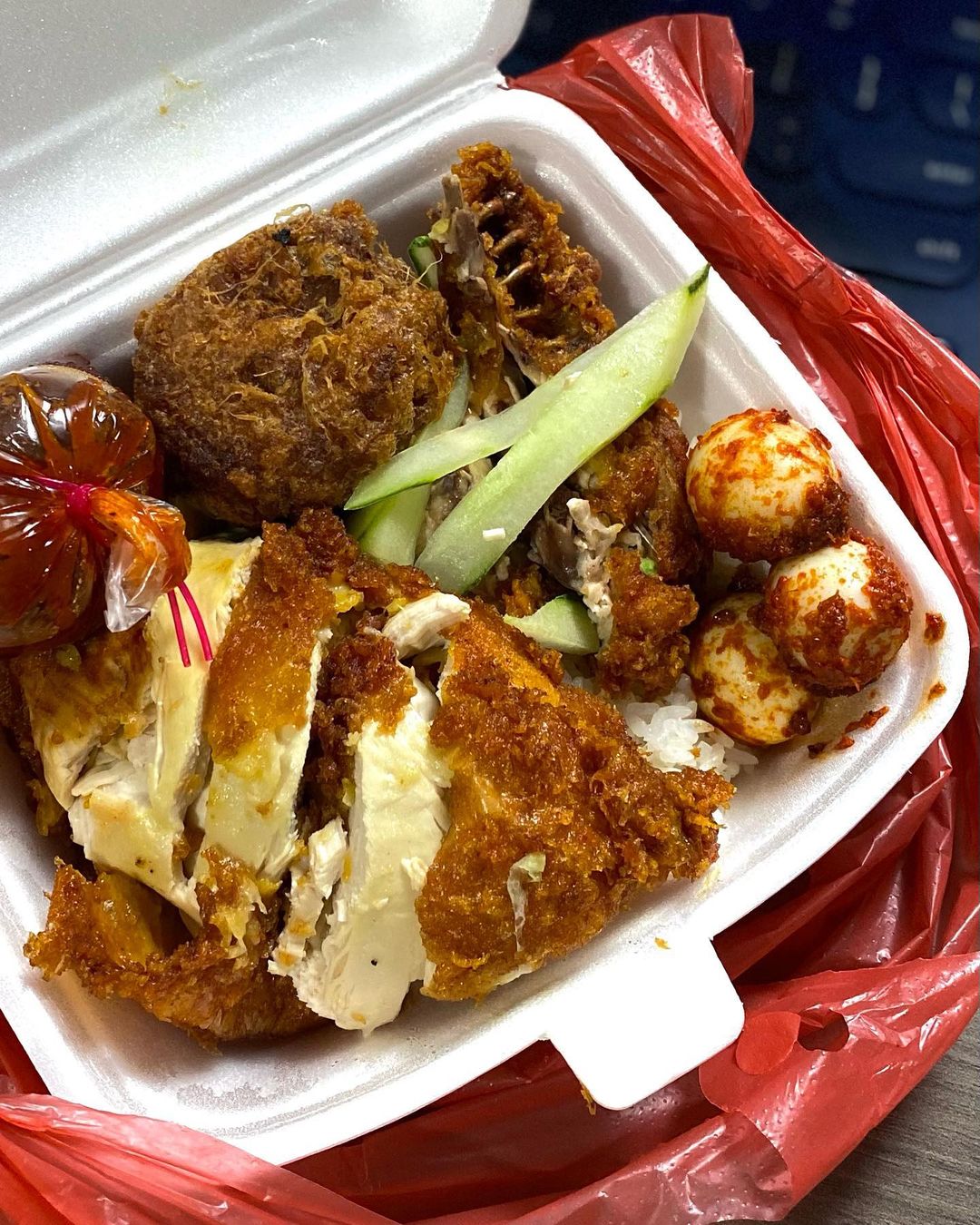 Fiies-Cafe-toa-payoh-fried-chicken-rice-set