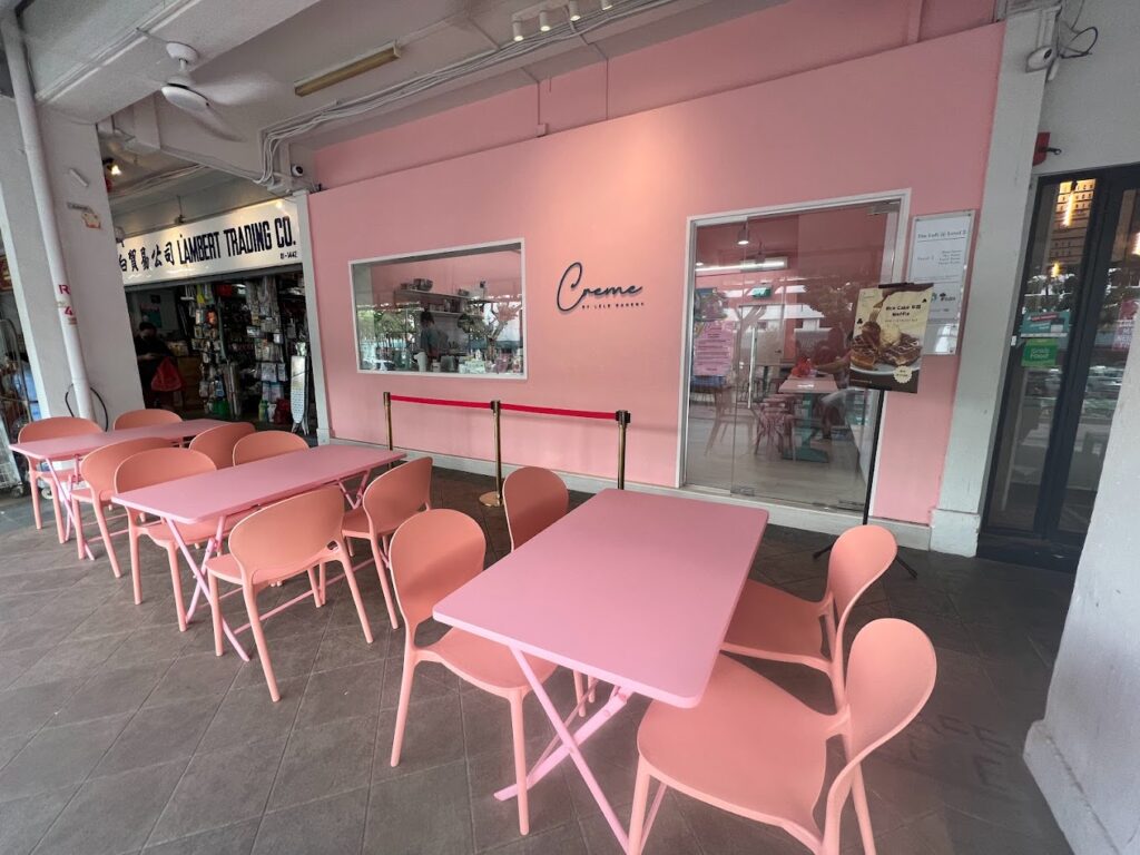 pink-cafe-creme-by-lele-bakery