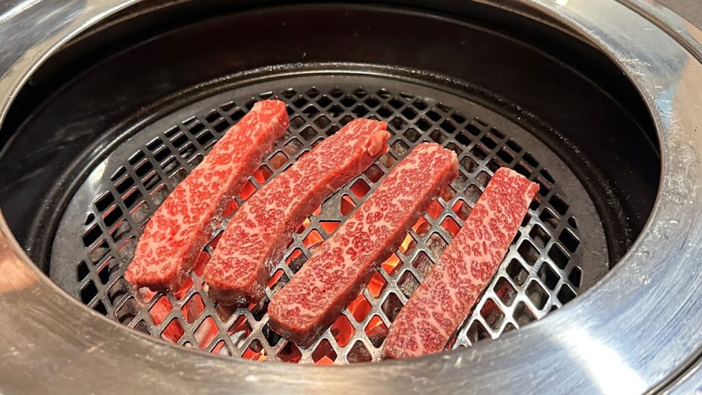 seoul-restaurant-kbbq-grilling