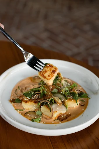 best-bars-singapore-idas-bar-food
