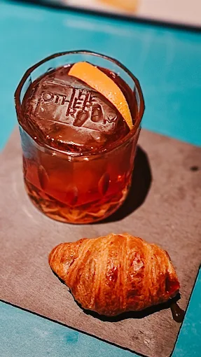 best-bars-singapore-the-other-room-drink