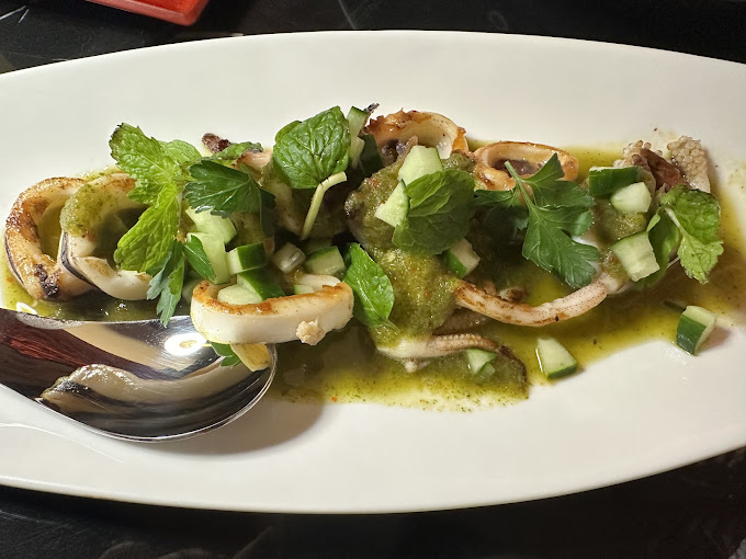 The-Artisan-Cafe-thai-squid