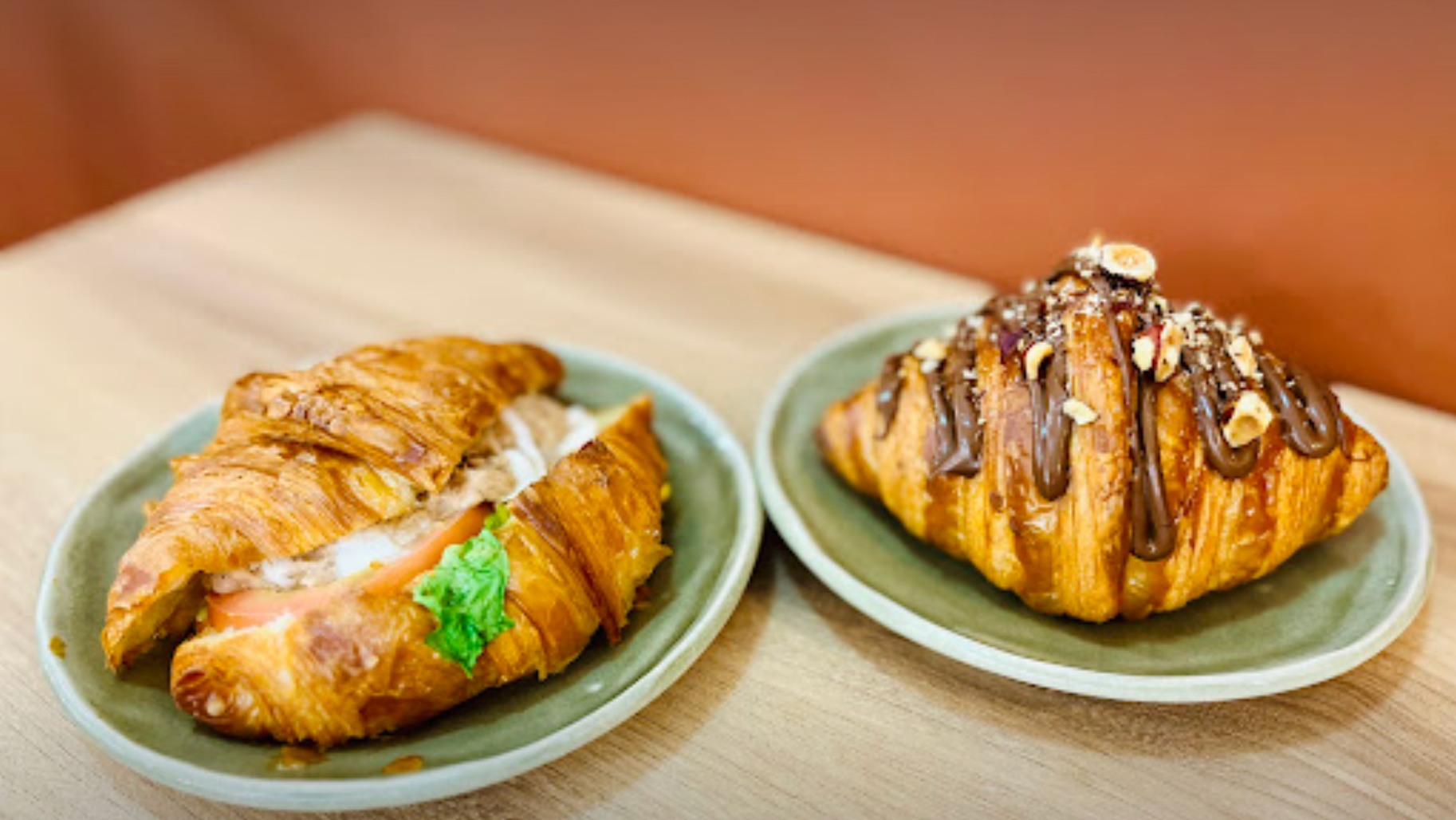 Quasont: New Woodlands Cafe With $2.80 Croissants | Eatbook.sg