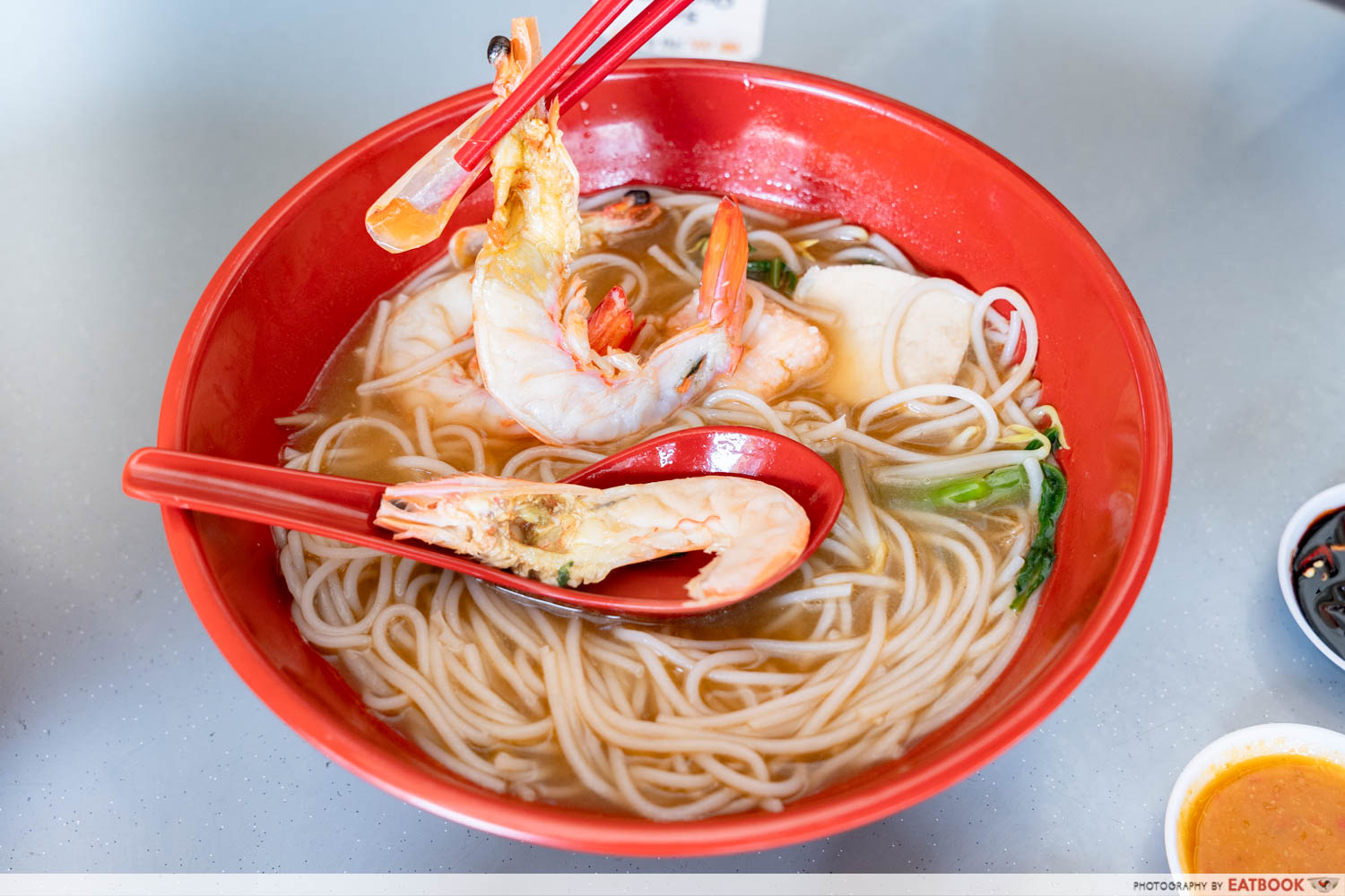 sixth-avenue-porky-prawn-noodle-signature-prawn-noodle