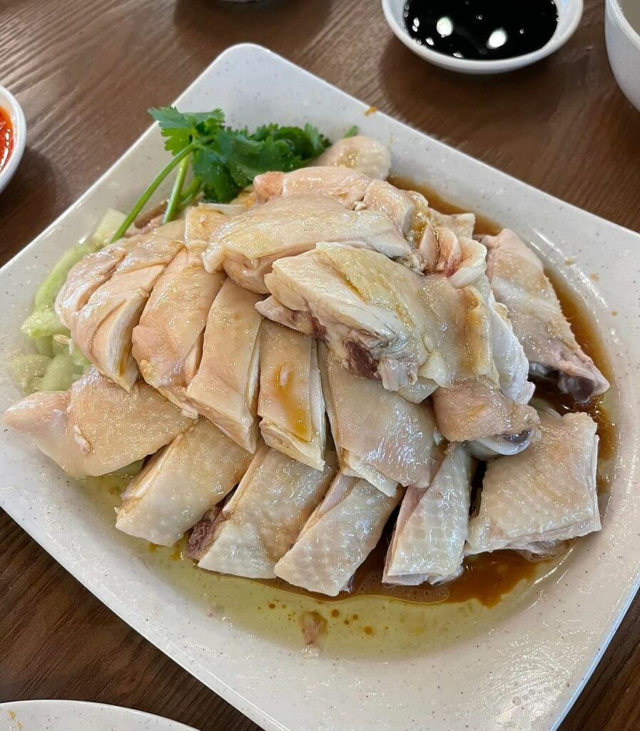 Famous Sin Kee Chicken Rice (Margaret Drive) Opens In Ubi Eatbook.sg