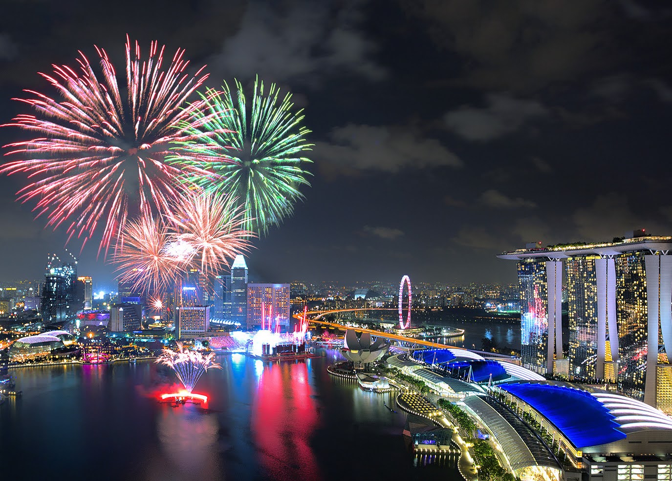 level-33-fireworks