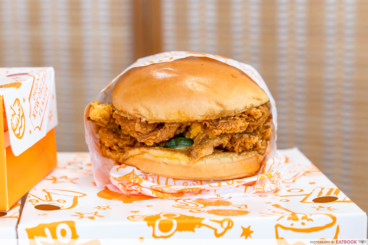 popeyes-salted-egg-burger