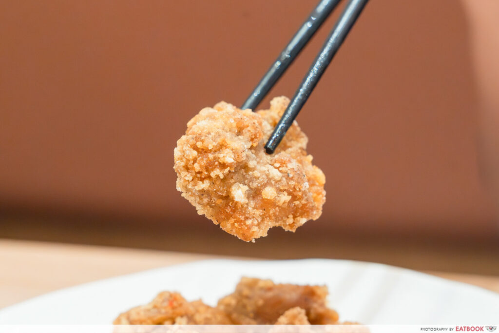 taiwan-culture-pepper-salted-crispy-chicken-interaction