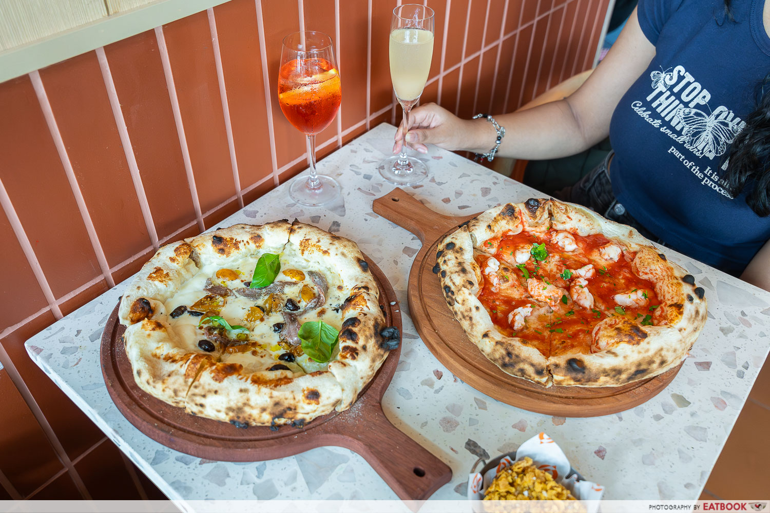 casa-vostra-pizza-flatlay