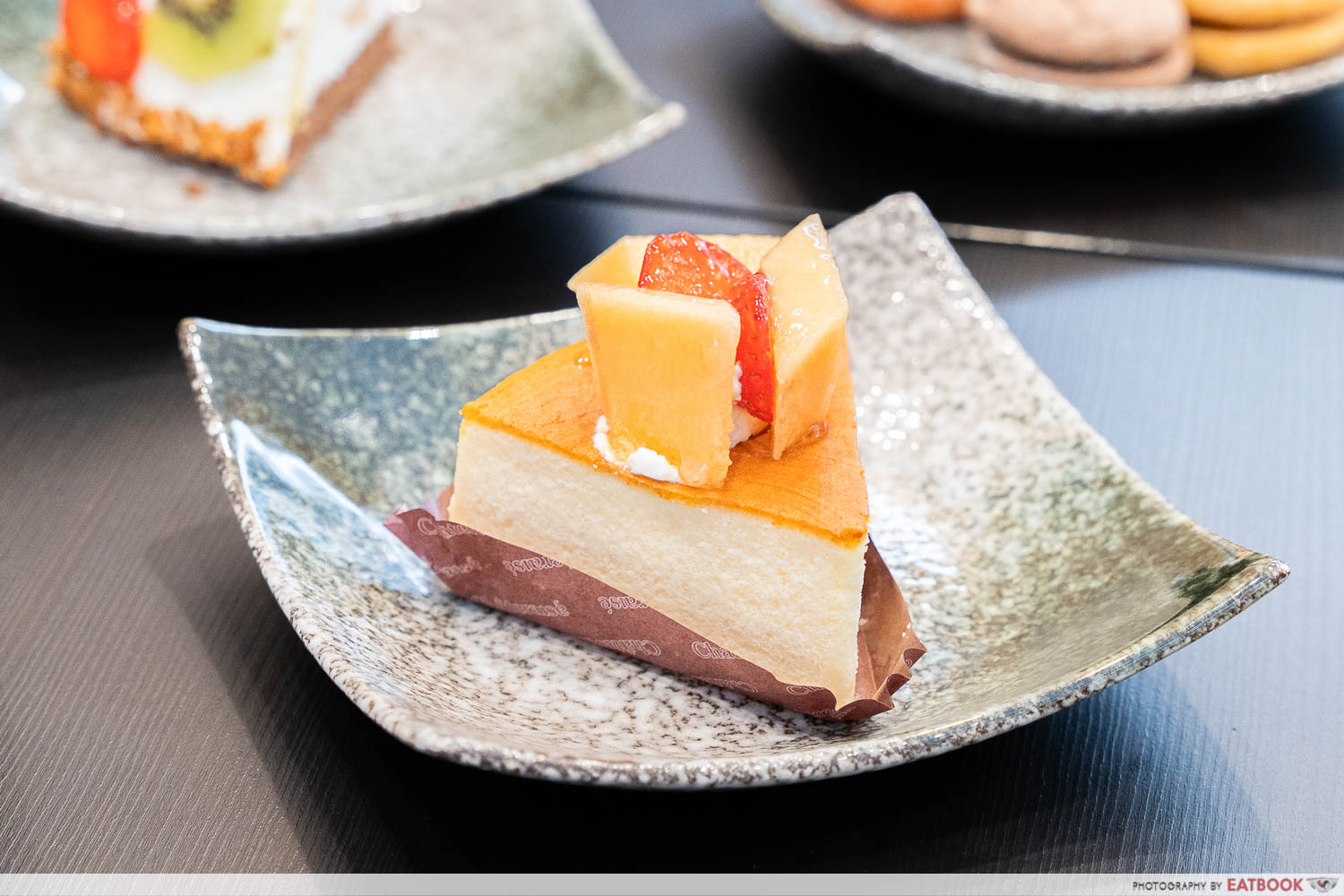 chateraise-japanese-cantaloupe-souffle-cheese-cake