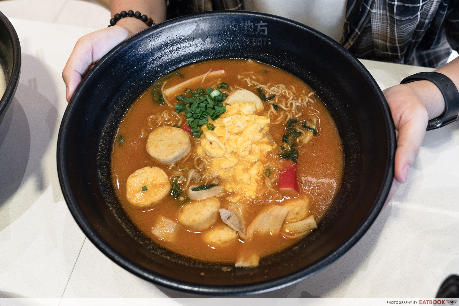 a-hot-hideout-aperia-mall-tomato-collagen-soup-interaction-establishment