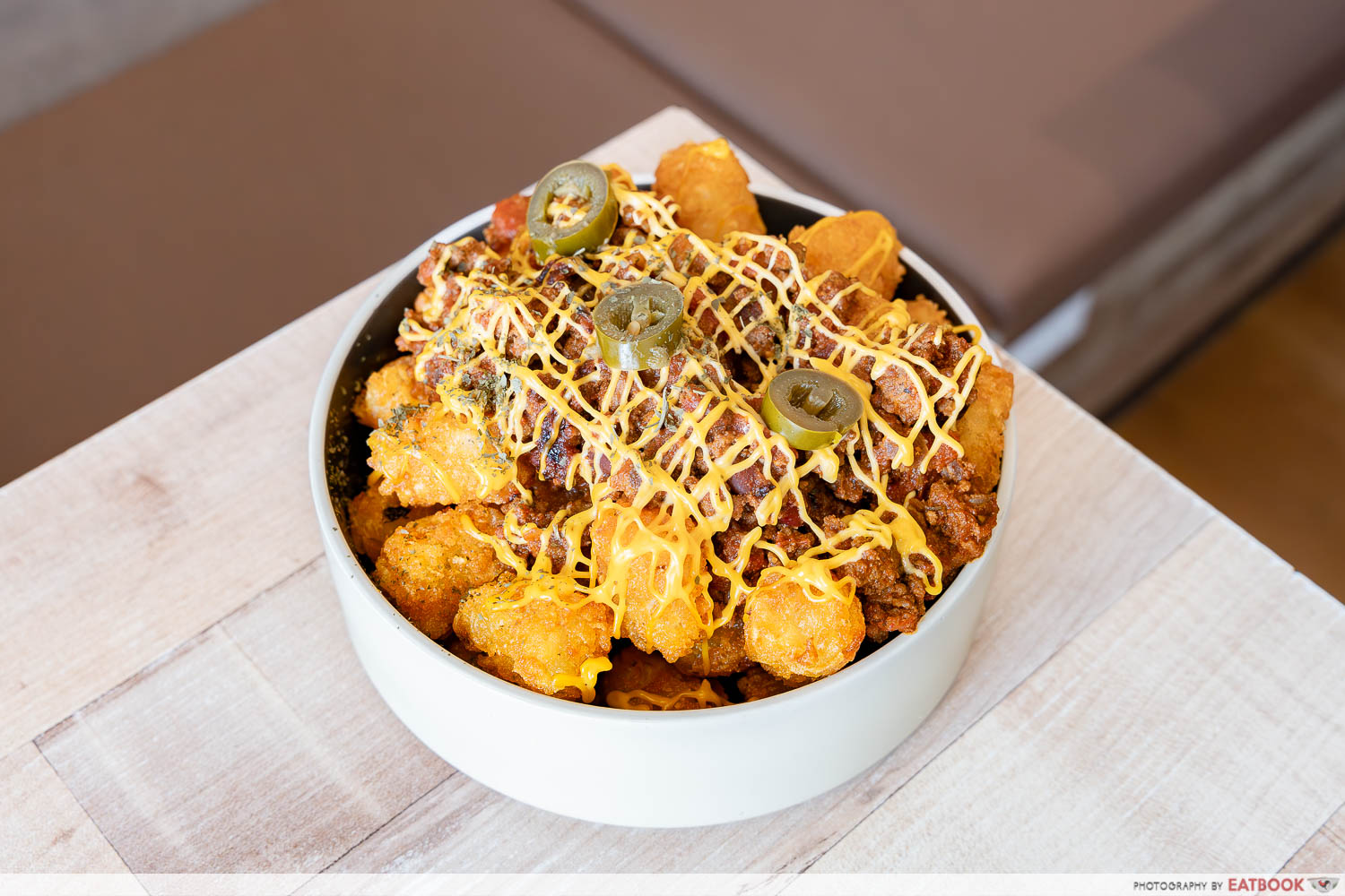 nosh-tater-tots-chilli-cheese