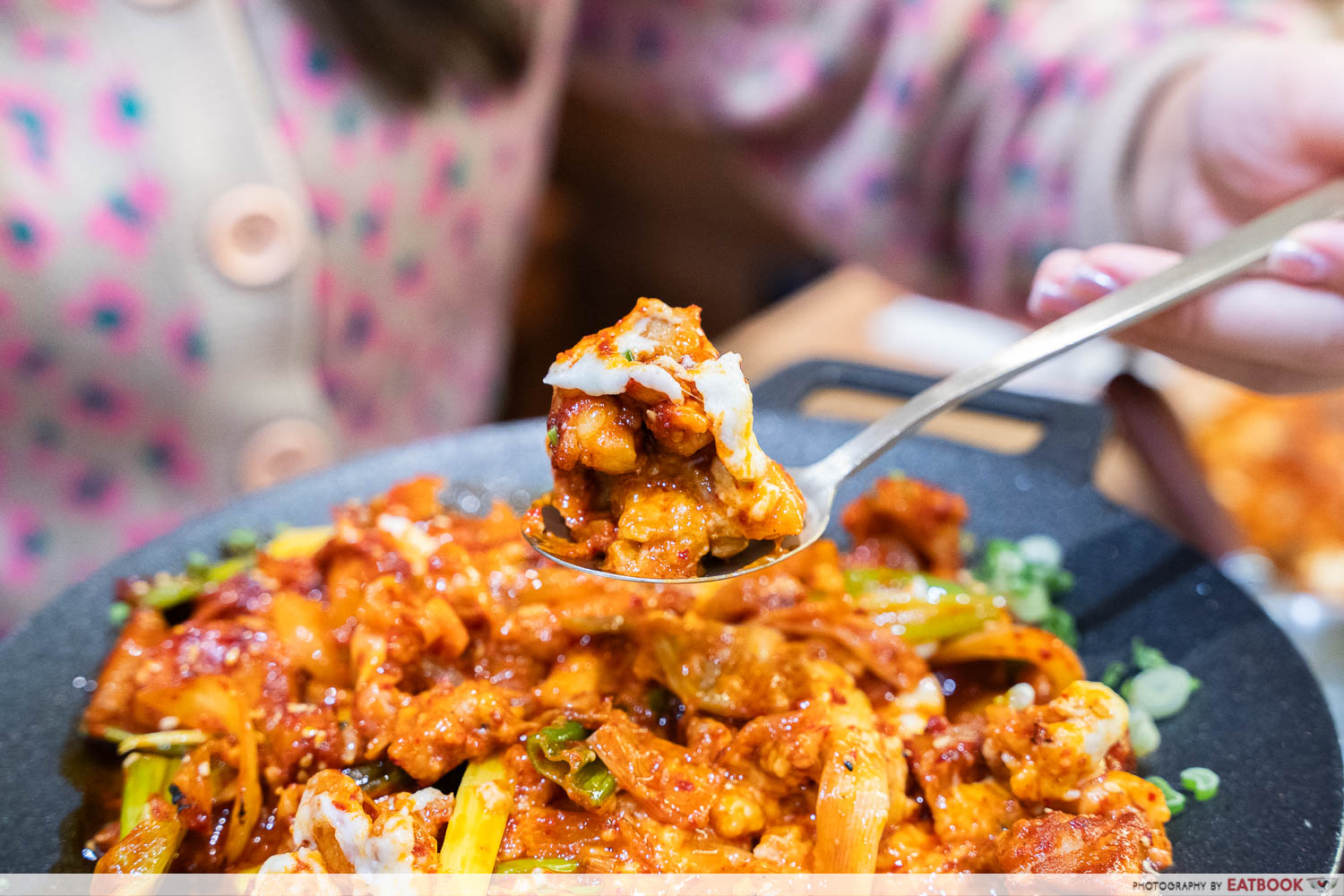 seoul-noodle-shop-chicken-dakgalbi