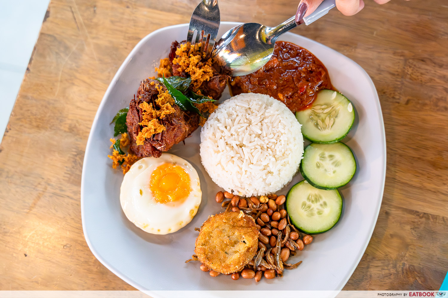 straits-club-one-north-nasi-lemak-intro