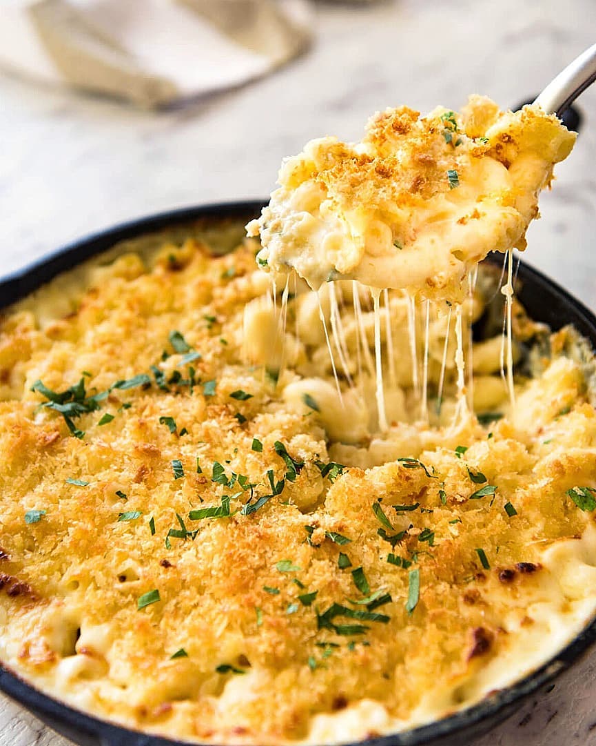 mac-and-cheese-pull