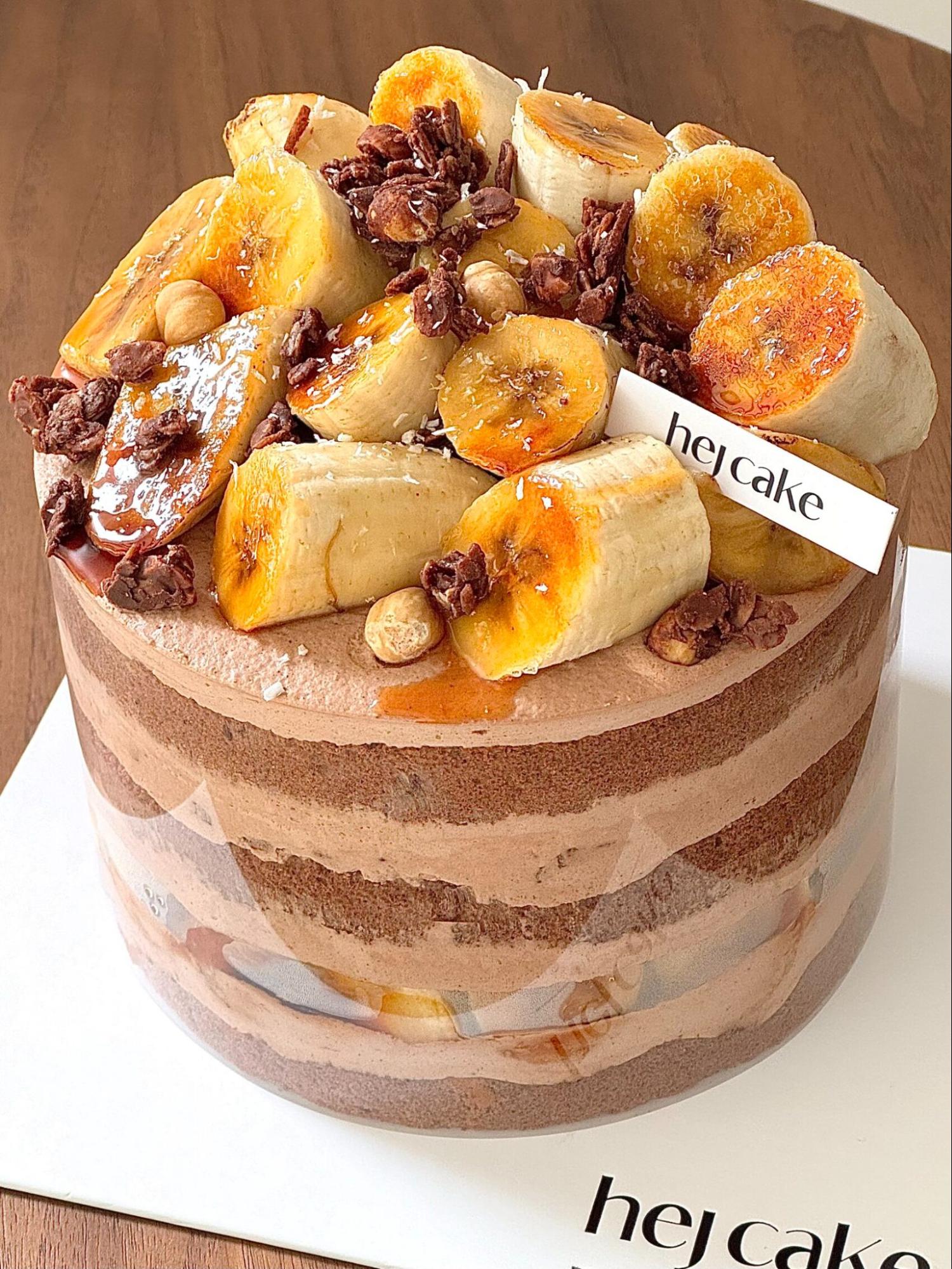 hej-cake-hazelnut-chocolate-banana-cake