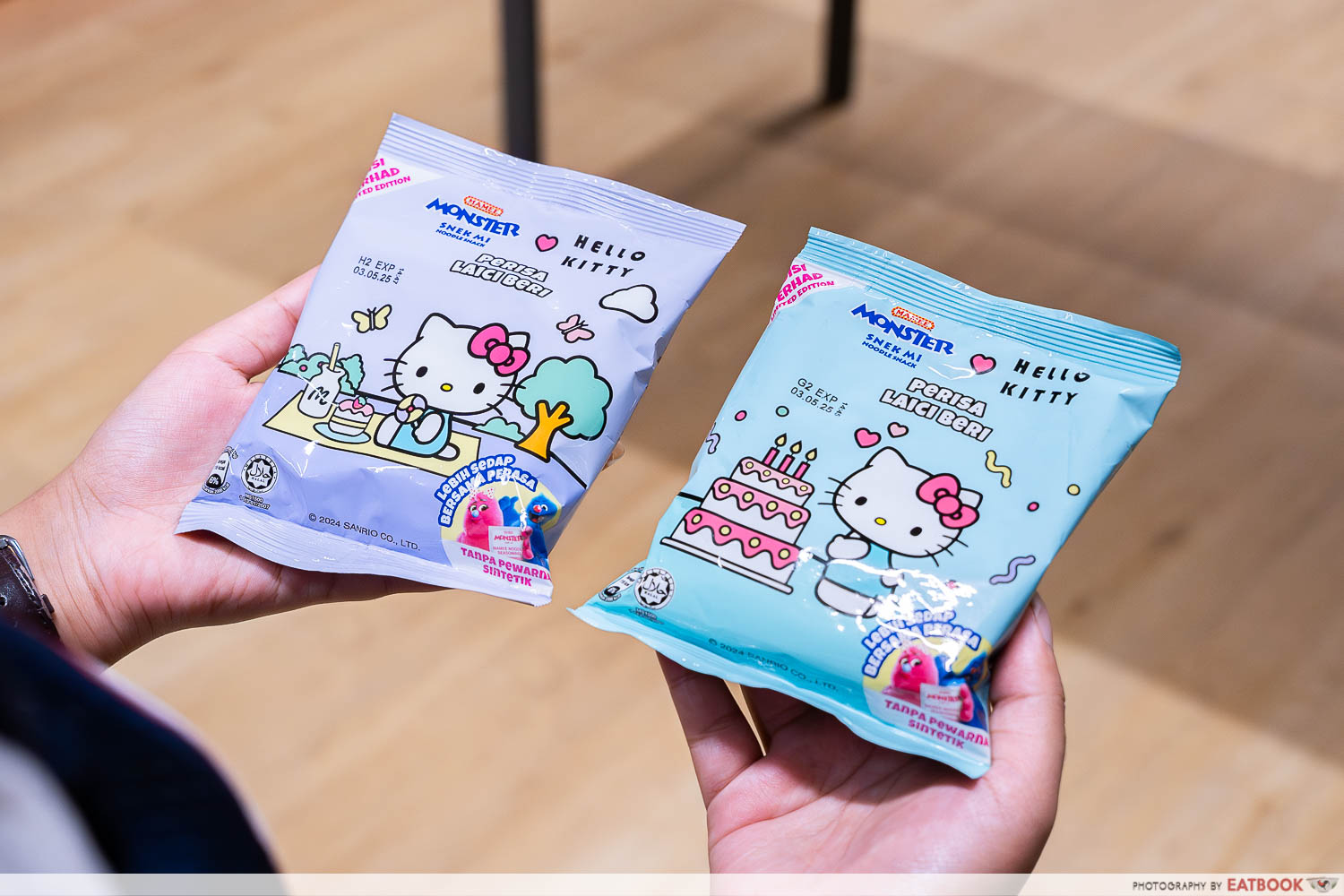 mamee-monster-hello-kitty-packets