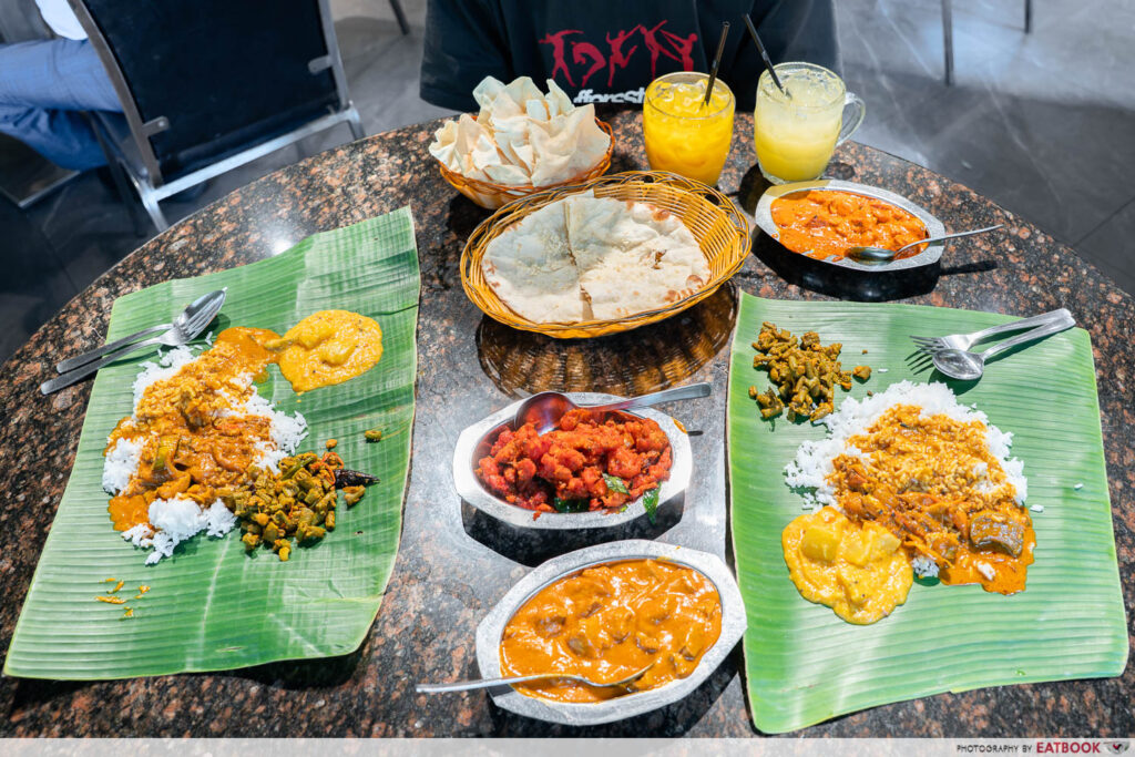 samys-curry-flatlay