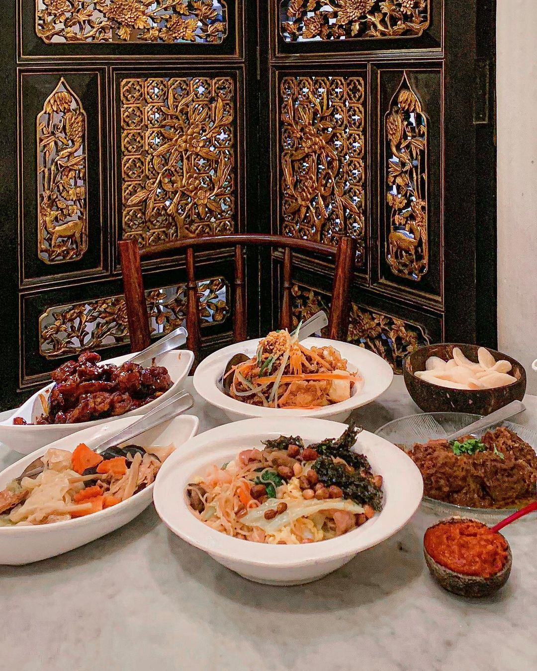 bumbu-restaurant-flatlay