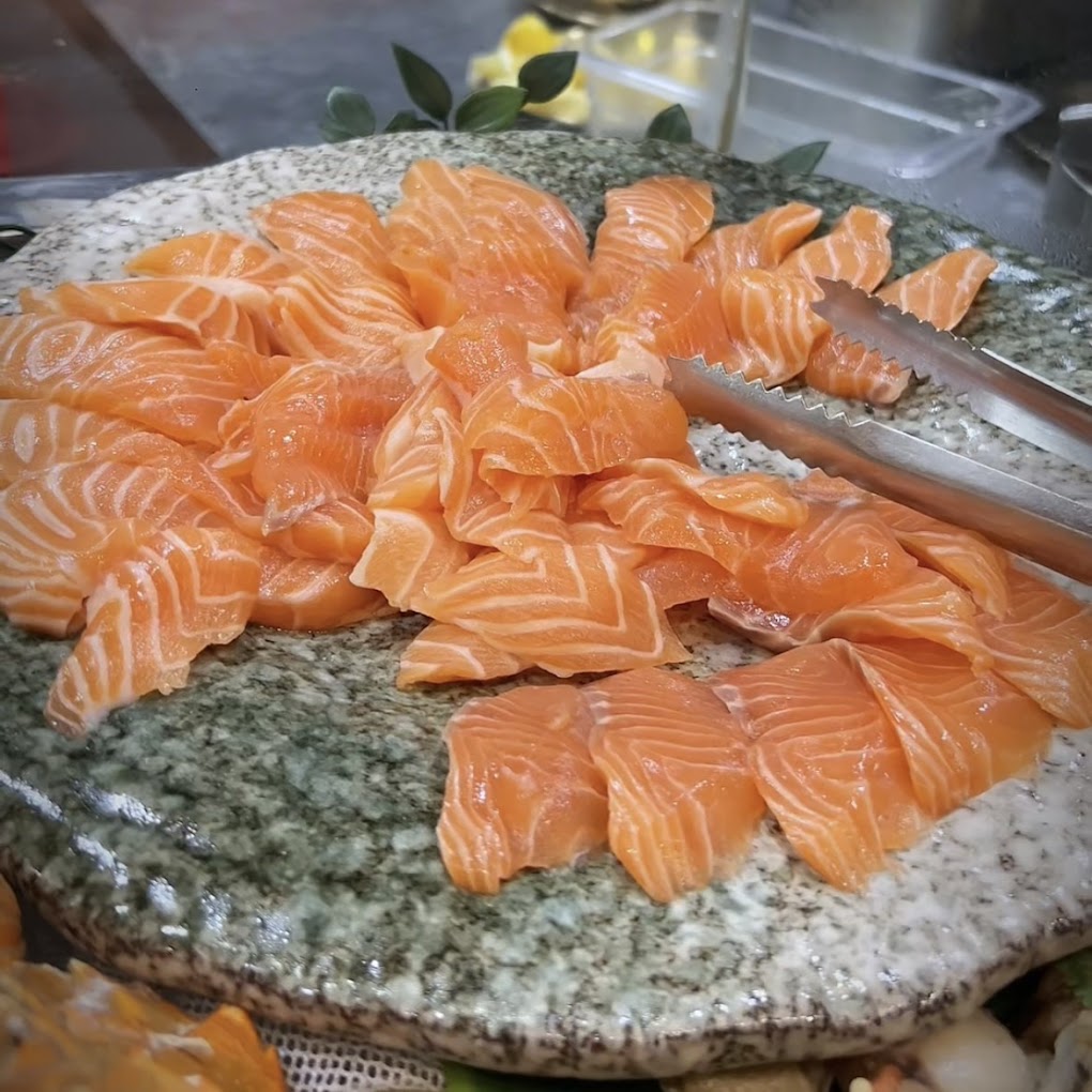 marina-food-hall-sashimi