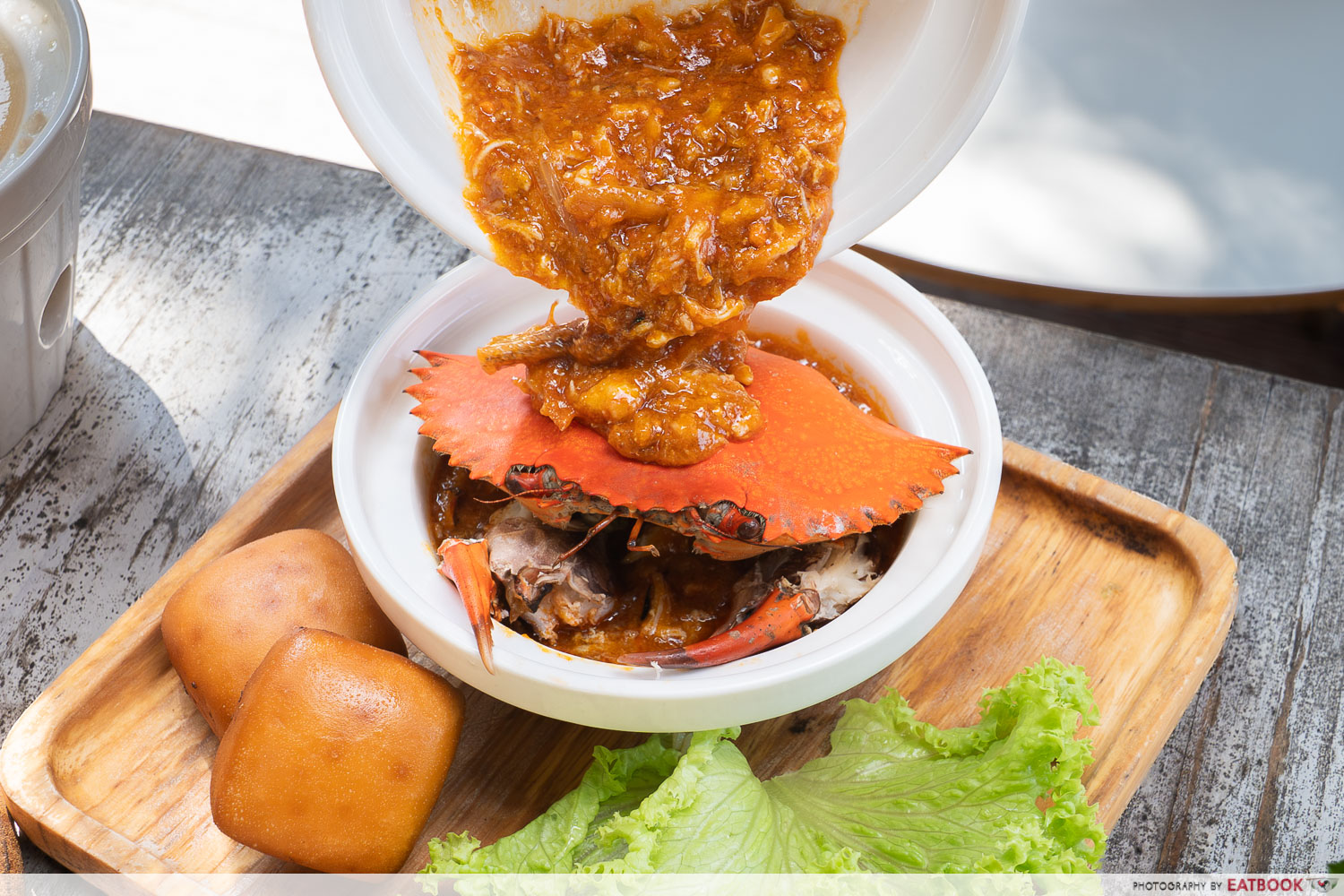 shrimp-prawn-seafood-pour