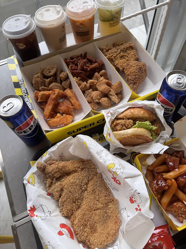 super-chicken-flatlay
