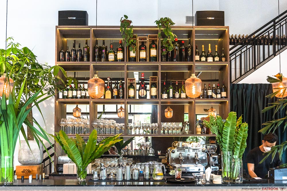 Best-Cafes-SG-The-Cafe-And-Bar-Ambience