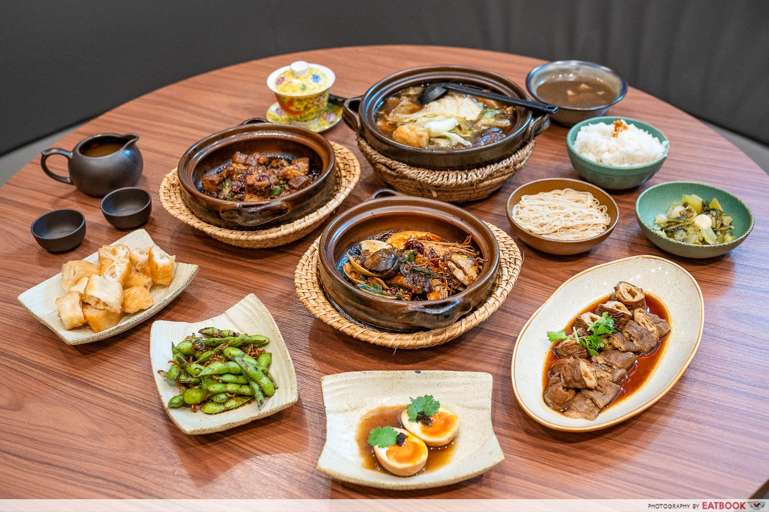 En-Yeohs-Bak-Kut-Teh-flatlay