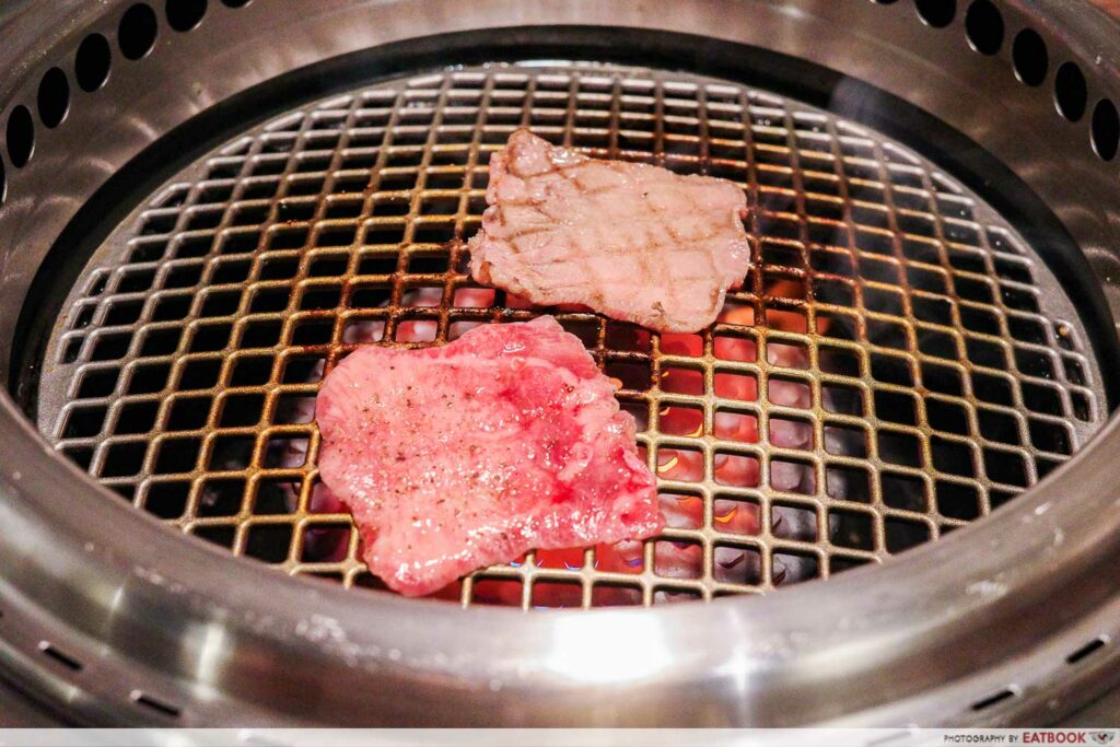 Ushiyama-Yakiniku-grilling