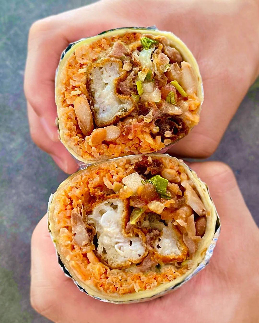 mexican-restaurants-Muchachos-burritos