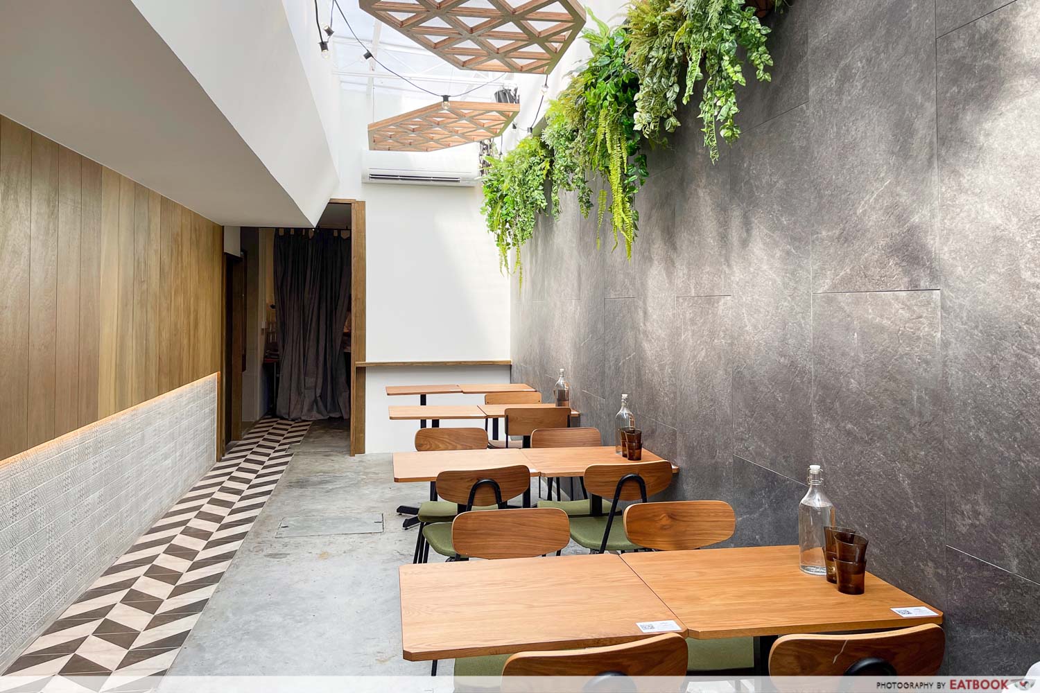 the-apricus-coffee-and-food-co.-ambience