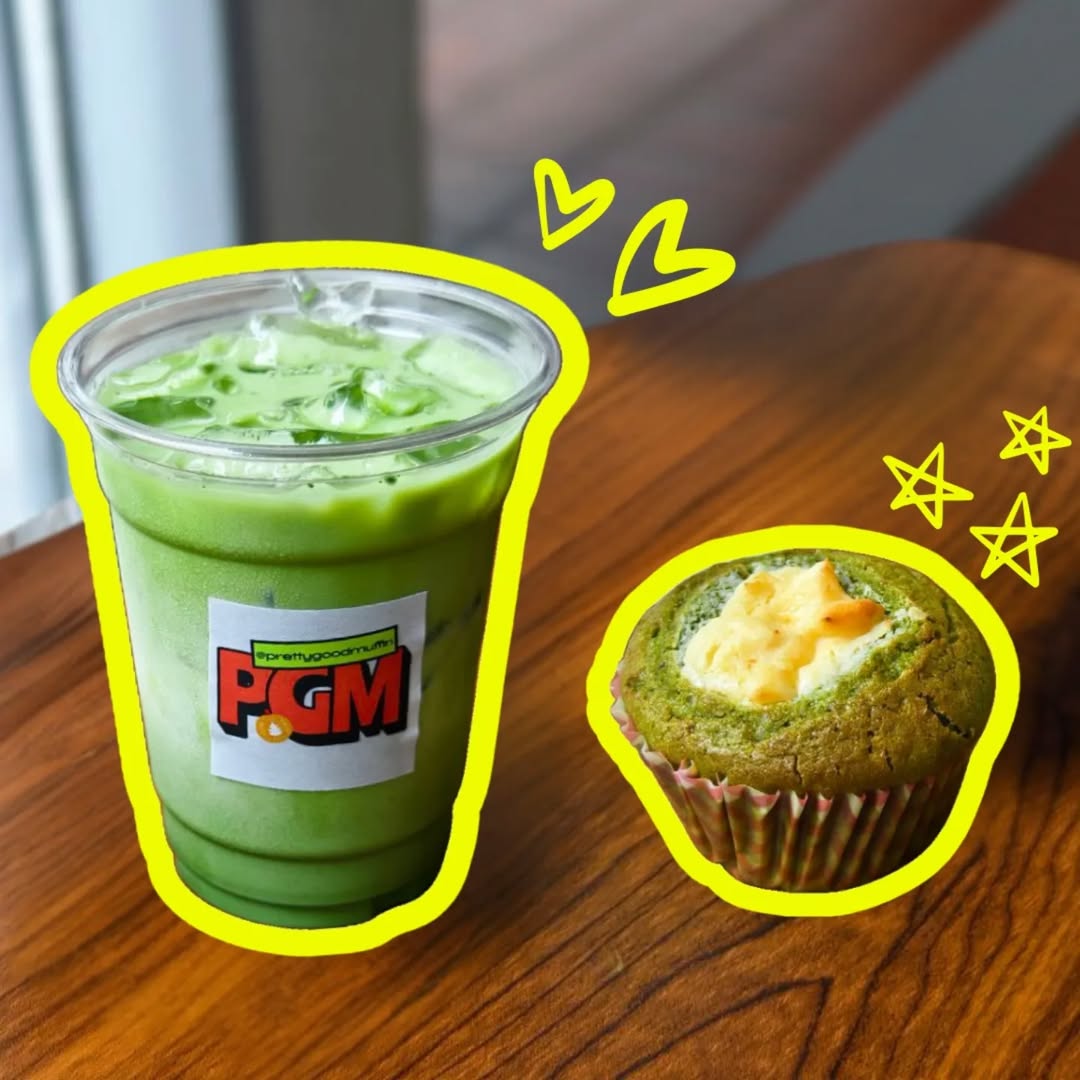 Pretty-Good-Muffins-matcha-latte