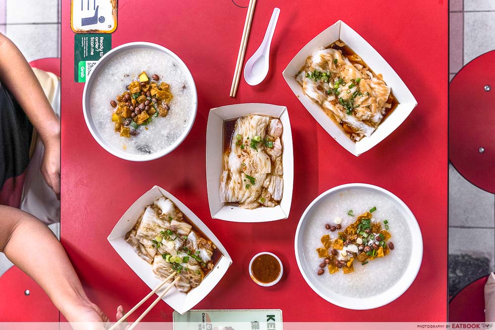 chinatown-complex-food-centre-chef-leung's-authentic-hand-milled-rice-noodle-rolls-interaction-flatlay