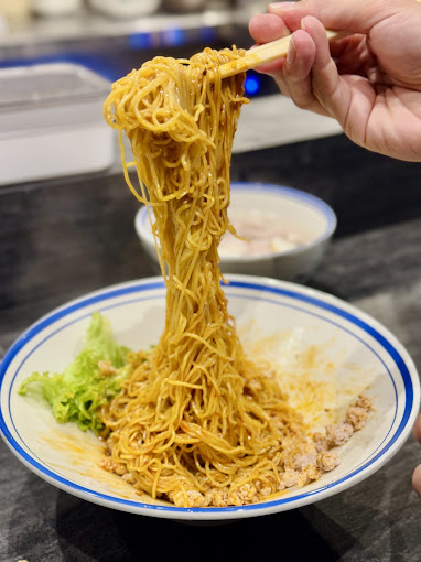 Orchard-Bak-Chor-Mee-Mee-Sua-Interaction