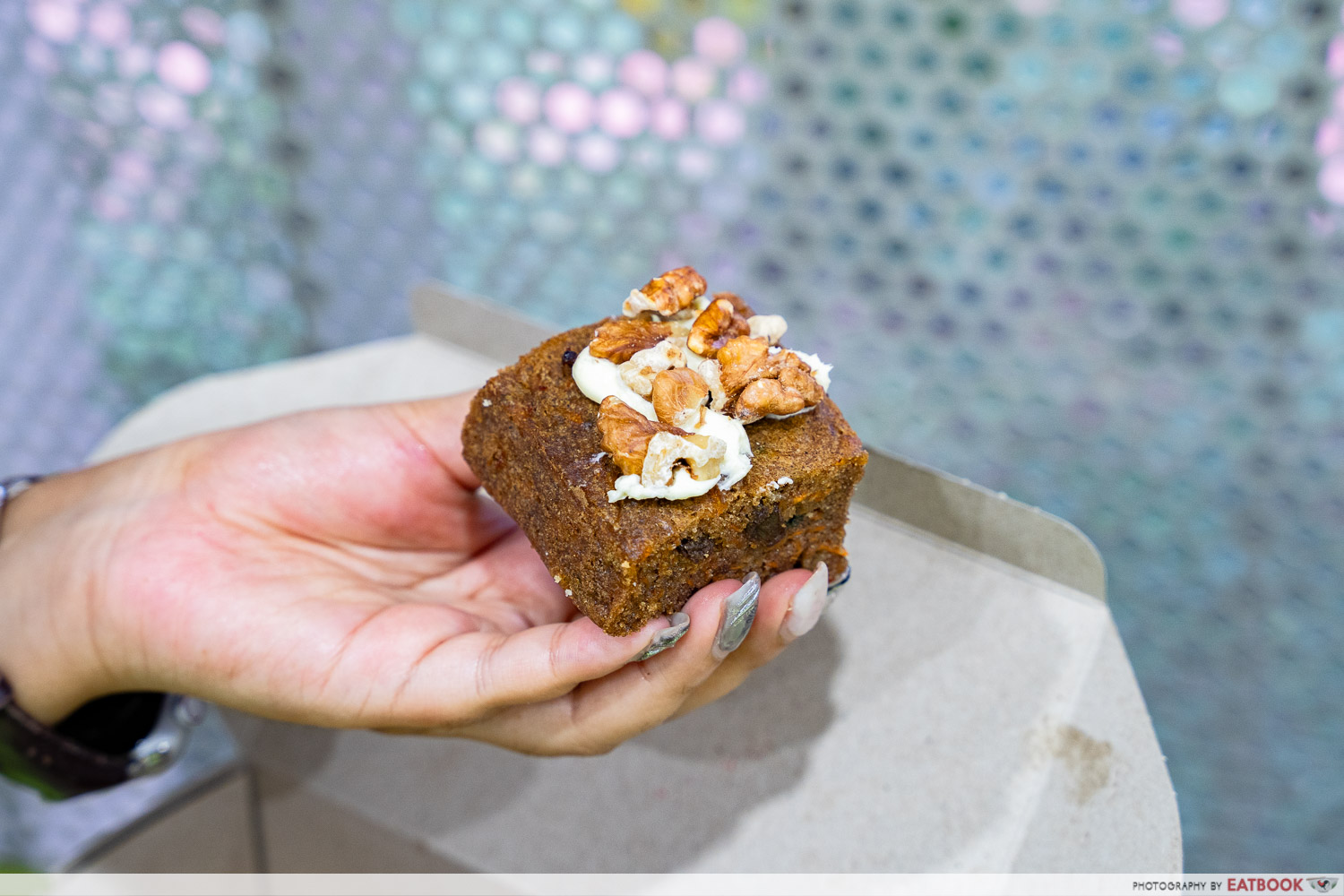 petit-krumbs-carrot-cake