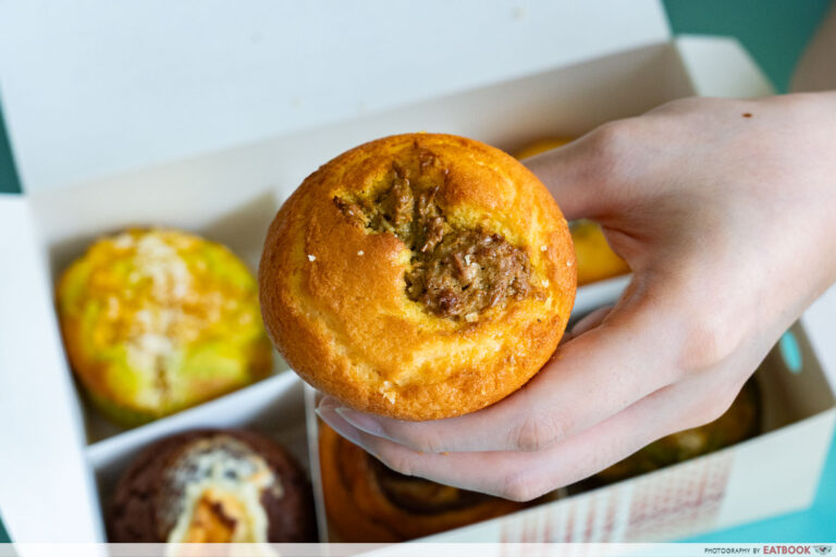 pretty-good-muffins-matcha-peach