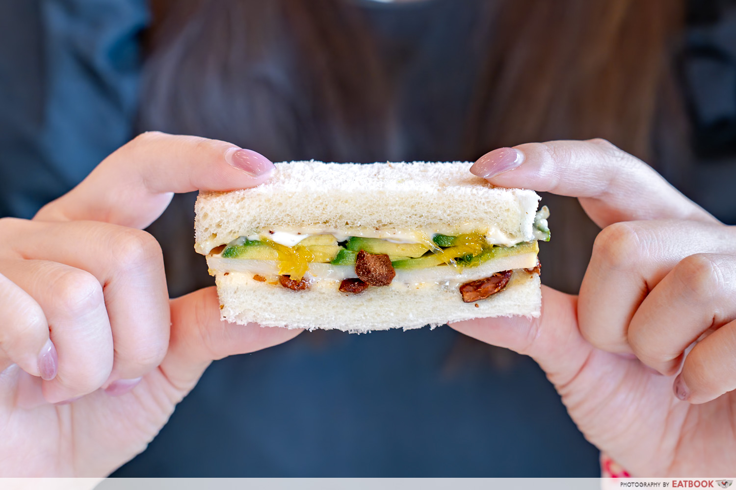 chicken-sandwich-table-by-pierre-herme-interaction