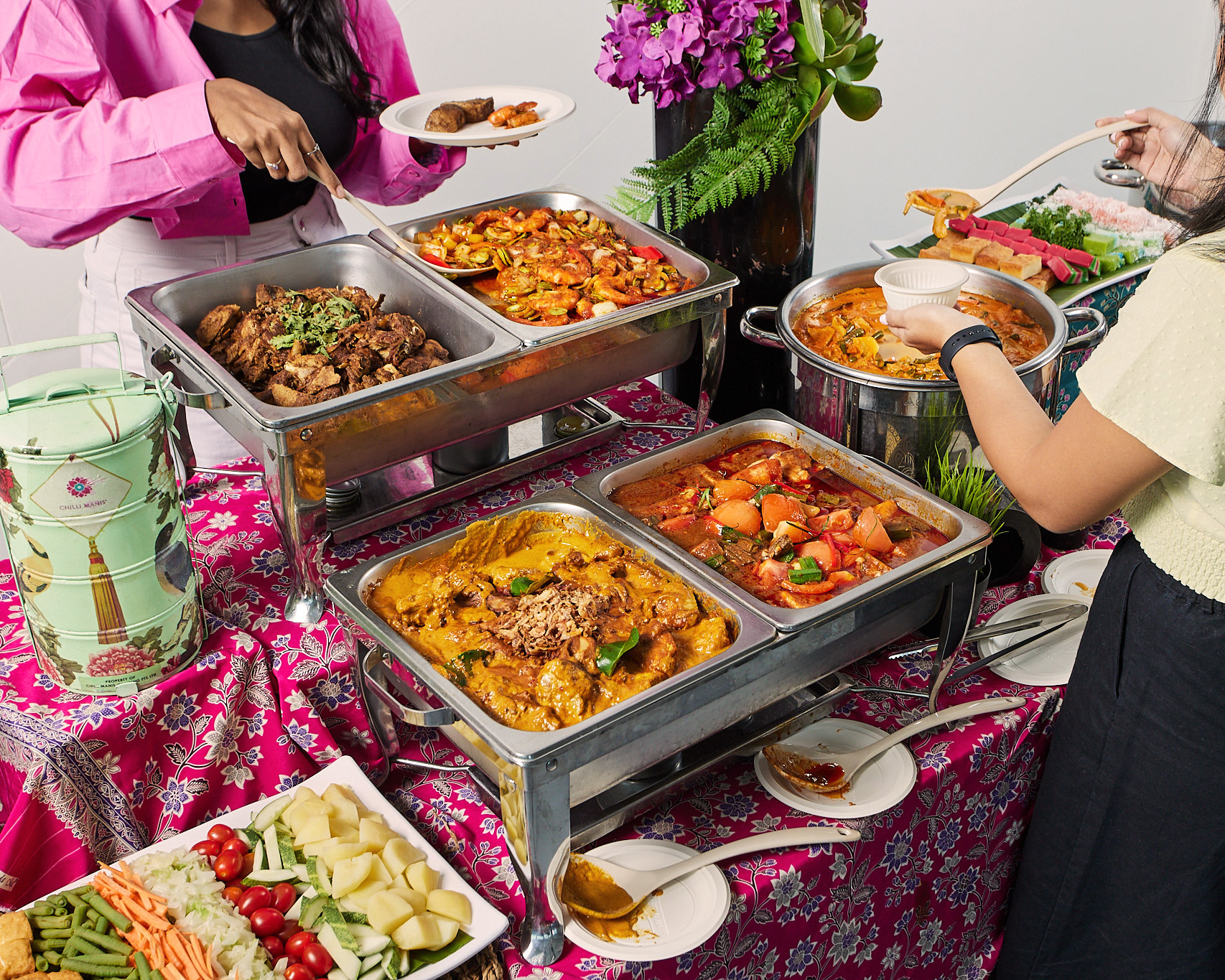 chilli-manis-flatlay-interaction