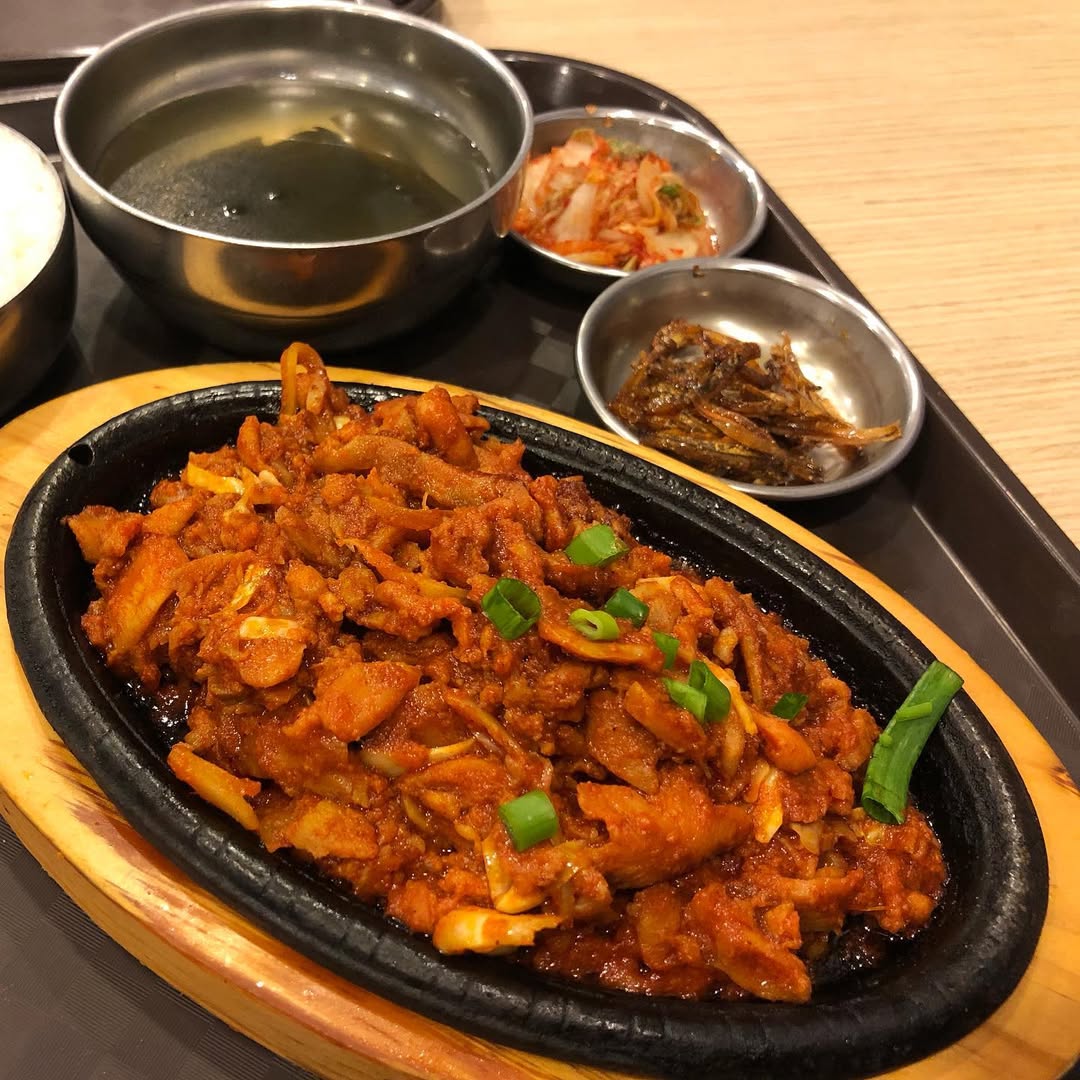 korean-restaurants-west-hwangs