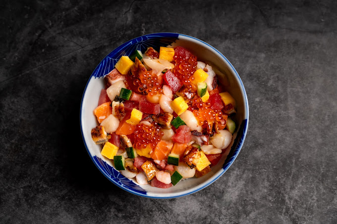 teppei-syokudo-signature-kaisendon-establishment