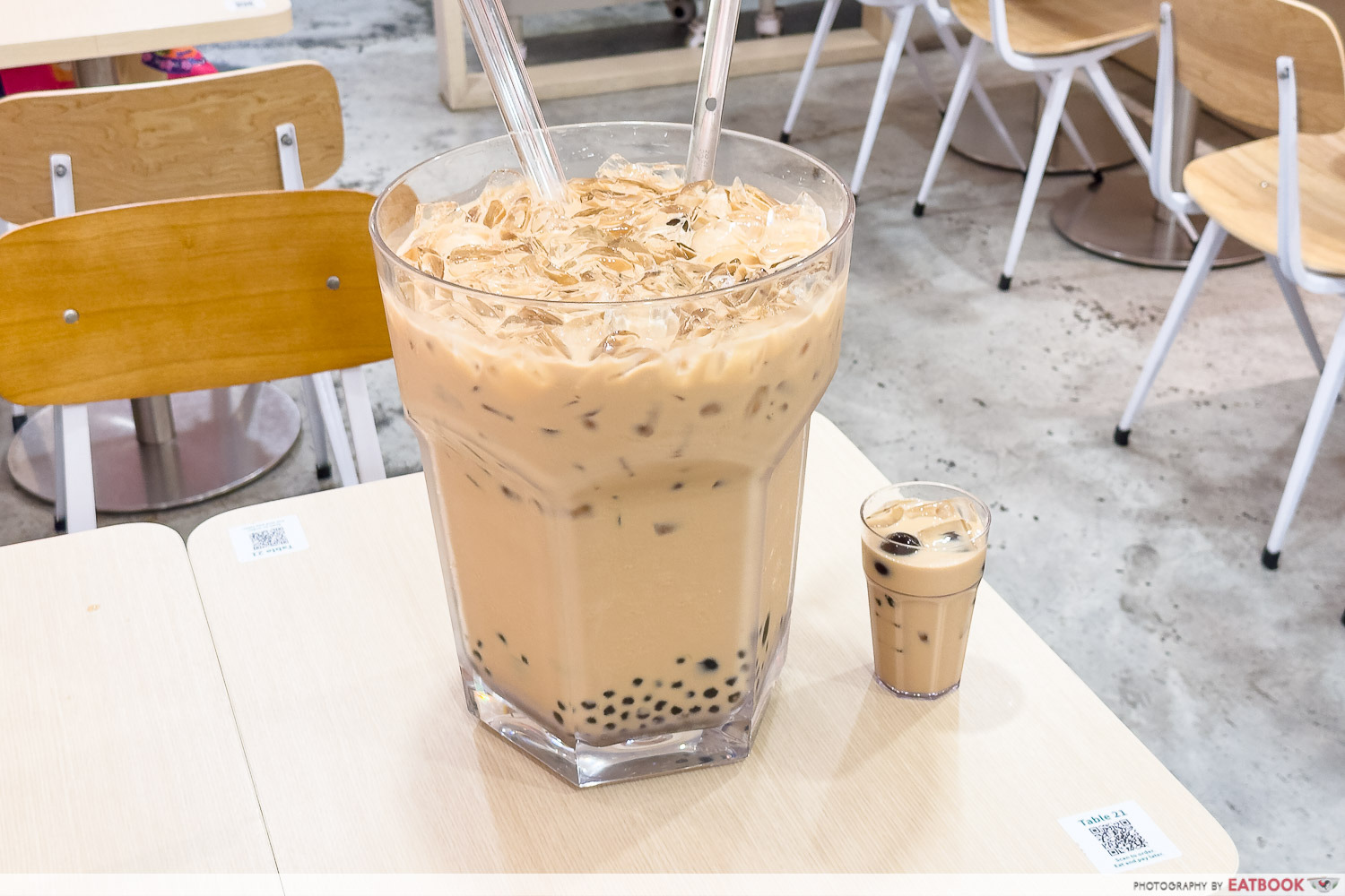 wong-fu-fu-10-litre-milk-tea-size-comparison