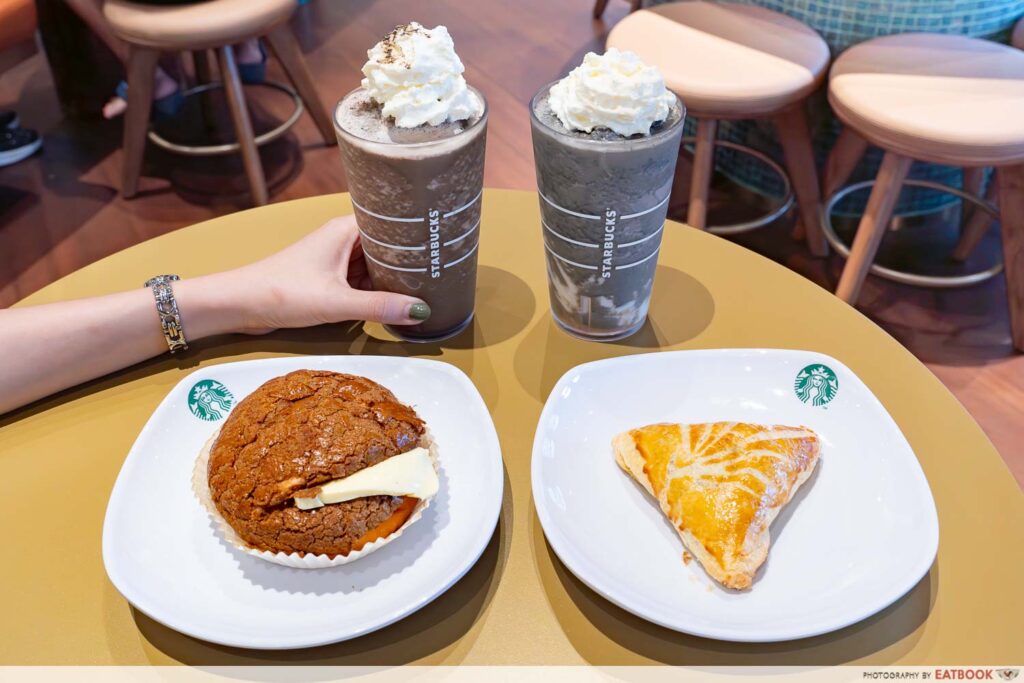 starbucks-smith-street-flatlay