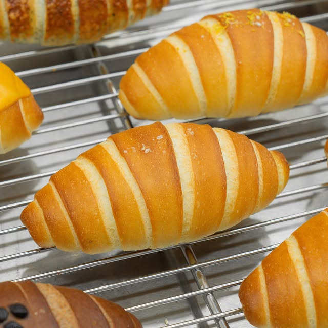 365-Bakery-shio-pan