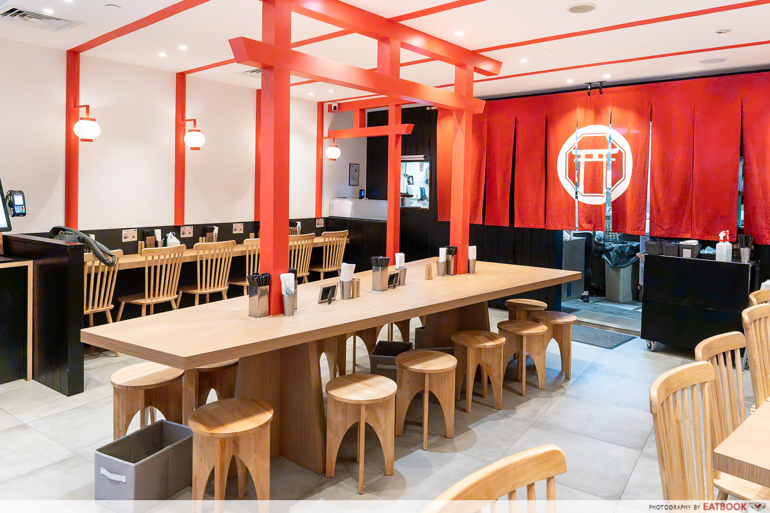 Kyoto-Ramen-Hachicken-Ambience