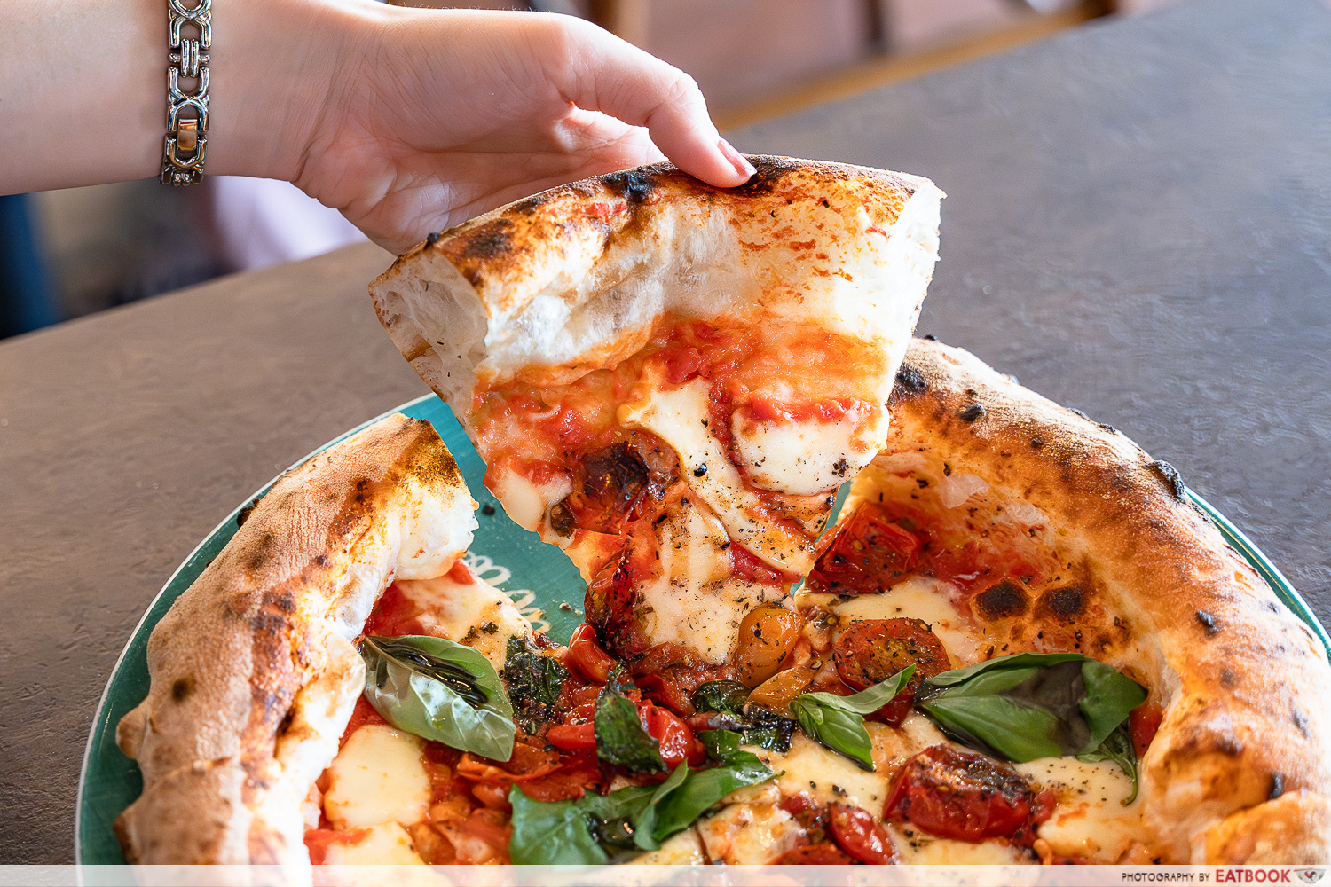 Vincenzo-Capuano-pizza-slice