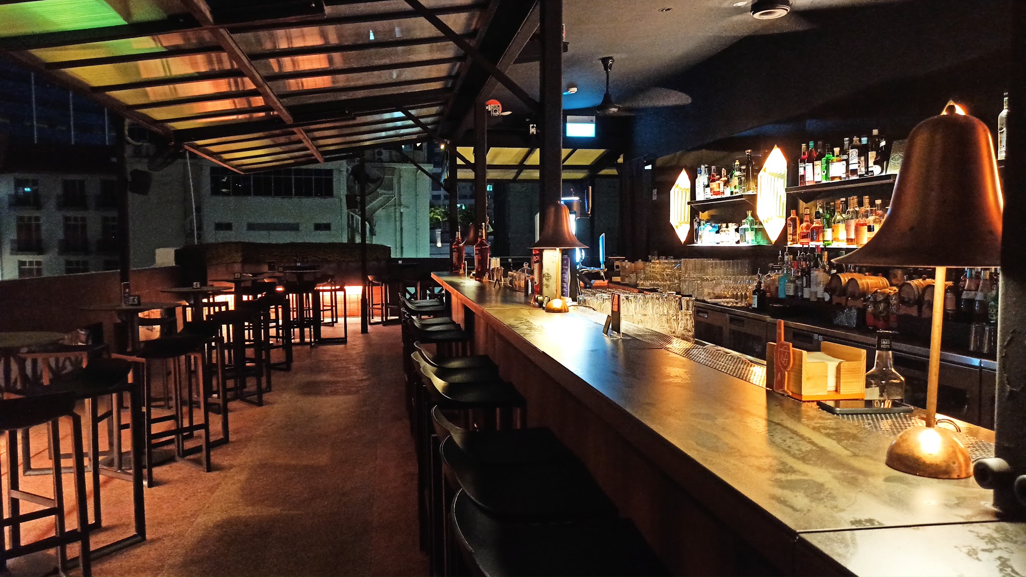 abriza-rooftop-restaurant-venue