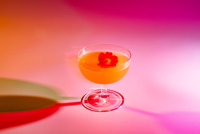 best-bars-yotel-komyuniti-drinks
