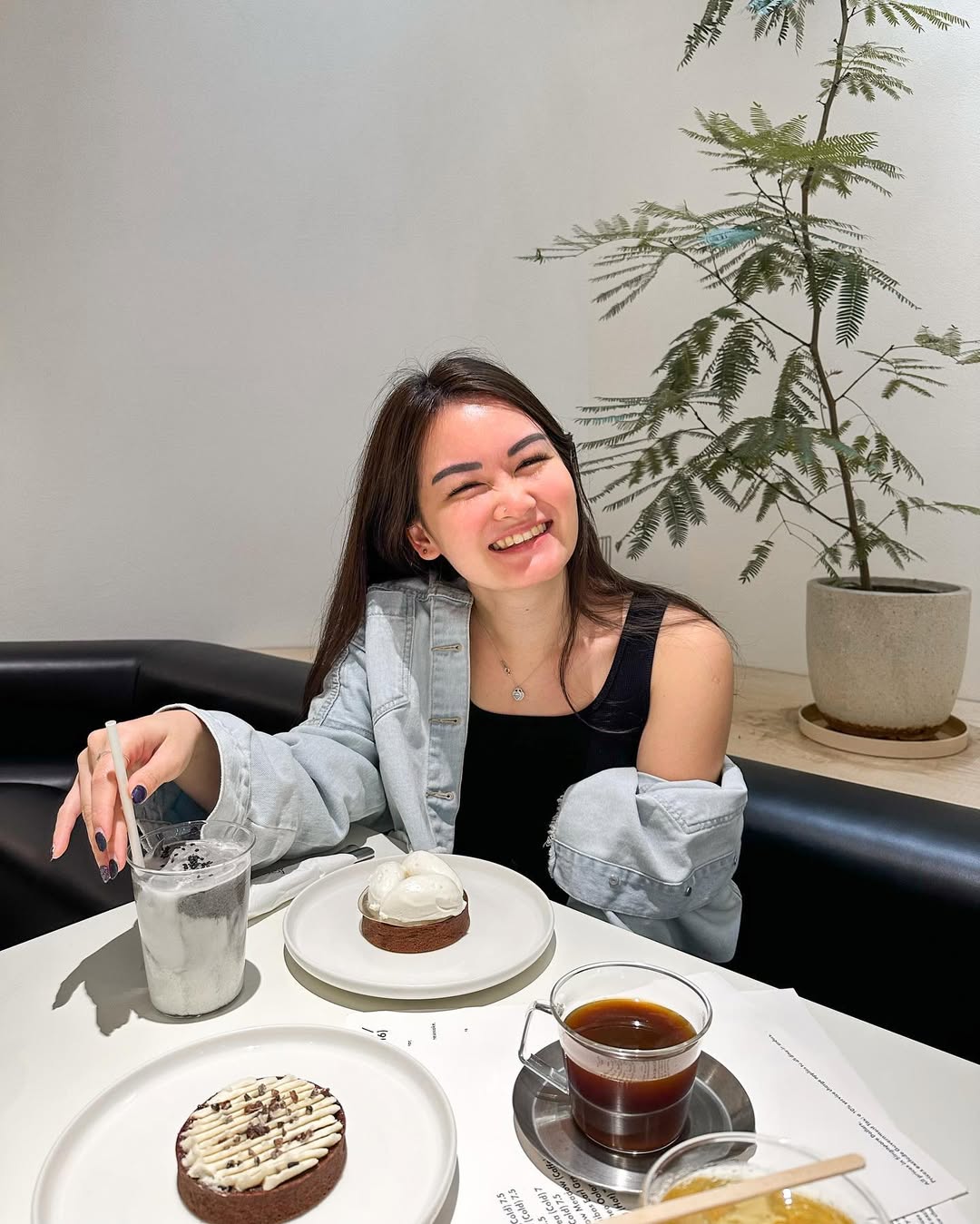 cafe hopping mastercard click to pay