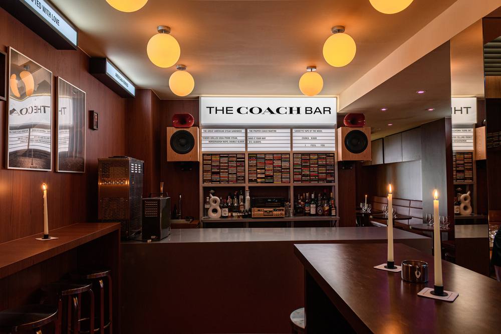 coach-bar-interior-2 (1)